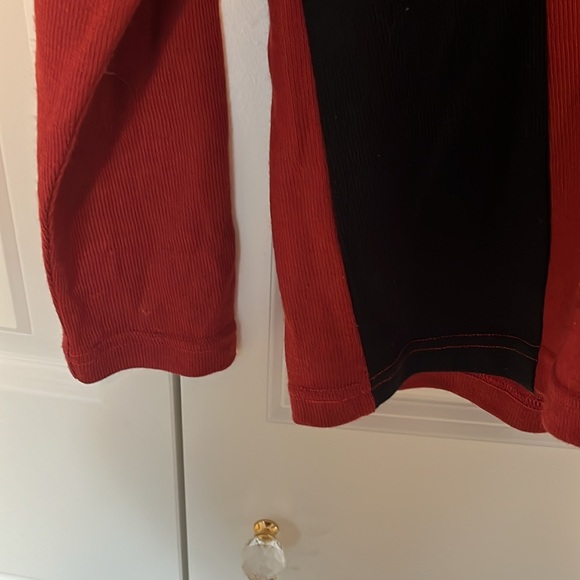 Bartholomue New Zealand Women’s Red 3/4 Zip Fleece Size Small - Picture 3 of 7